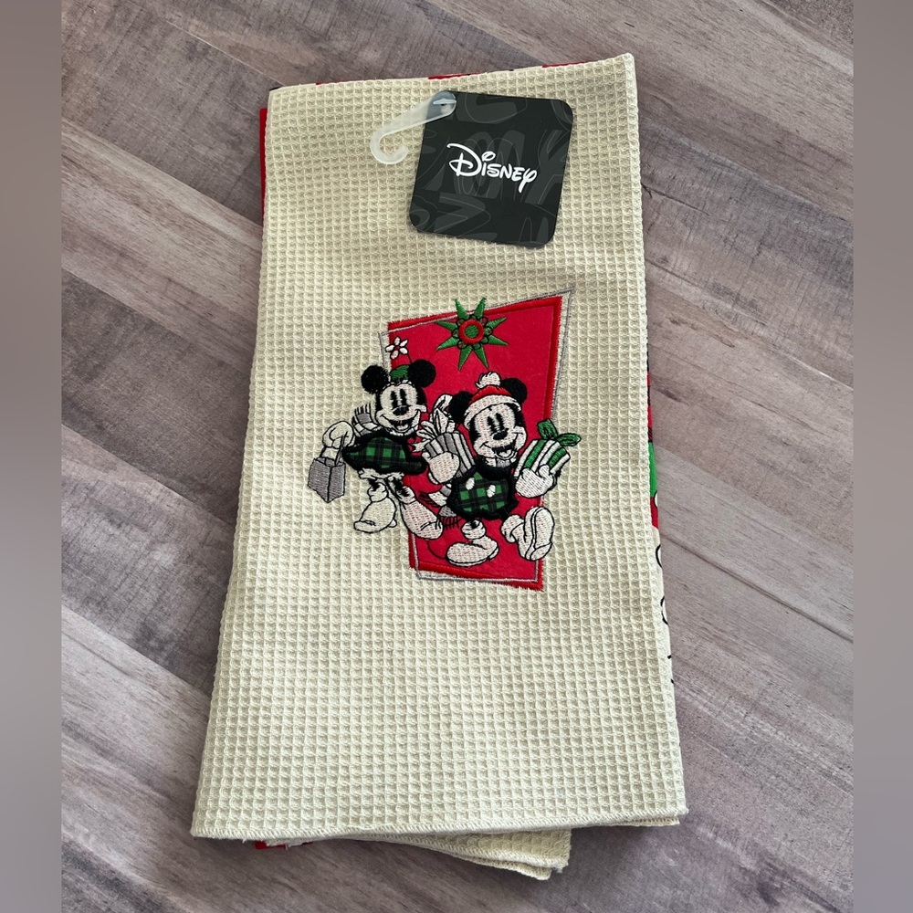 Disney Christmas Tea Towel Set